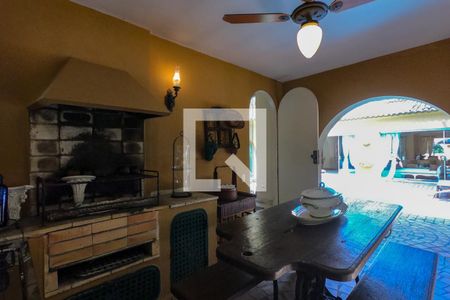 Casa à venda com 501m², 3 quartos e 4 vagas Casa à venda com 501m², 3 quartos e 4 vagasChurrasqueira