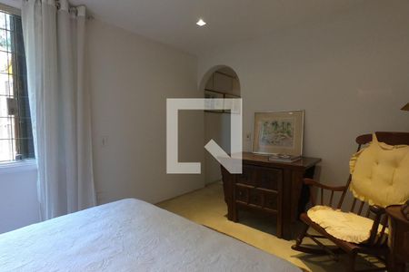 Casa à venda com 501m², 3 quartos e 4 vagas Casa à venda com 501m², 3 quartos e 4 vagasSuíte 2