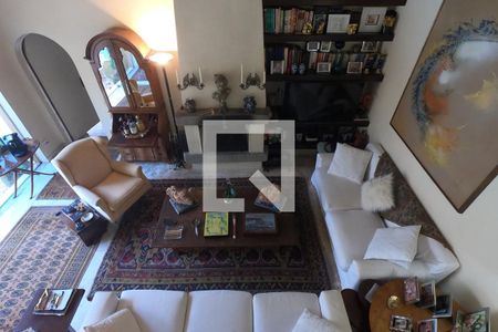 Casa à venda com 501m², 3 quartos e 4 vagas Casa à venda com 501m², 3 quartos e 4 vagasSala Íntima