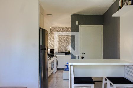 Sala de apartamento à venda com 2 quartos, 41m² em Estância Velha, Canoas