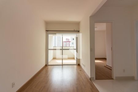 Sala  de apartamento à venda com 1 quarto, 37m² em Centro, Osasco
