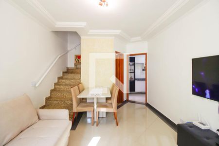 Casa de condomínio à venda com 107m², 2 quartos e 1 vagaSala