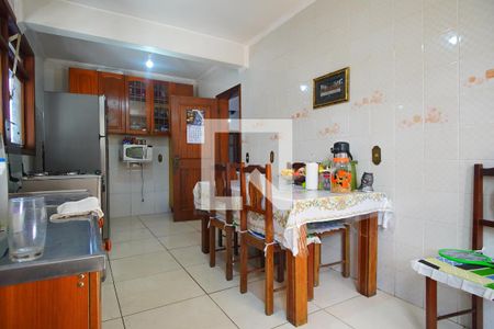 Casa à venda com 260m², 3 quartos e 2 vagasCozinha