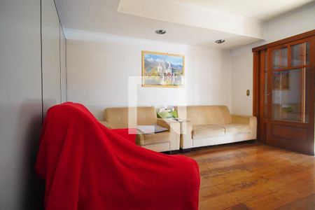 Sala de TV de casa à venda com 3 quartos, 260m² em Cristo Redentor, Porto Alegre