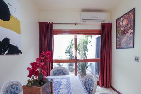 Casa de condomínio à venda com 258m², 3 quartos e 2 vagasSala de Jantar