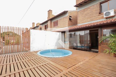 Casa de condomínio à venda com 258m², 3 quartos e 2 vagasÁrea Externa