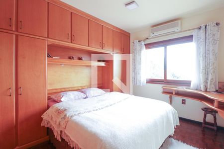 Casa de condomínio à venda com 258m², 3 quartos e 2 vagasQuarto 2