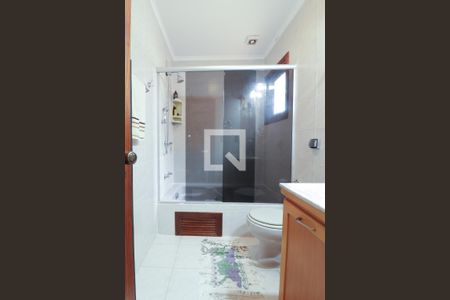 Casa de condomínio à venda com 258m², 3 quartos e 2 vagasBanheiro da Suíte