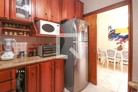 Casa de condomínio à venda com 258m², 3 quartos e 2 vagasCozinha e Área de Serviço