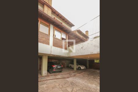 Casa de condomínio à venda com 258m², 3 quartos e 2 vagasFachada