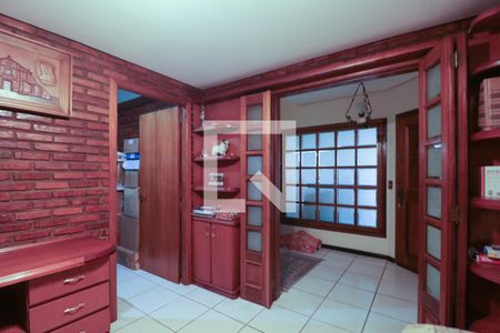 Casa de condomínio à venda com 258m², 3 quartos e 2 vagasEscritório