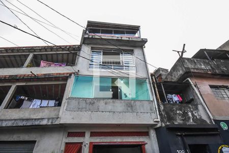 Casa à venda com 100m², 2 quartos e 2 vagasFachada