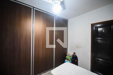 Casa à venda com 100m², 2 quartos e 2 vagasQuarto