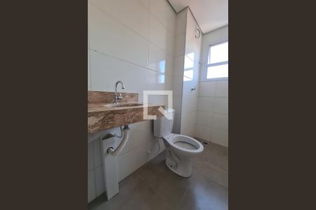 Apartamento para alugar com 53m², 2 quartos e 1 vaga Apartamento para alugar com 53m², 2 quartos e 1 vagaBanheiro