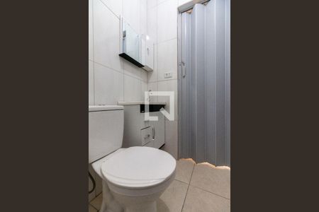 Casa à venda com 70m², 2 quartos e sem vagaBanheiro