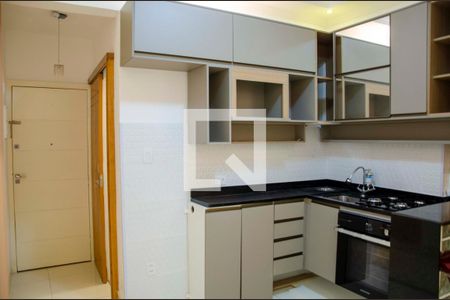 Sala / Cozinha de kitnet/studio à venda com 1 quarto, 30m² em Centro, Rio de Janeiro