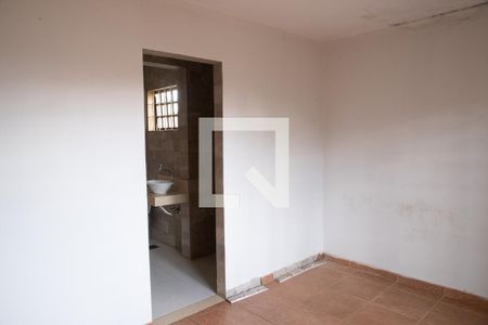 Quarto 1 de casa para alugar com 3 quartos, 180m² em Samambaia Sul (samambaia), Brasília