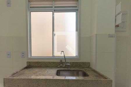 Apartamento à venda com 40m², 2 quartos e 1 vaga Apartamento à venda com 40m², 2 quartos e 1 vagaCozinha - Torneira