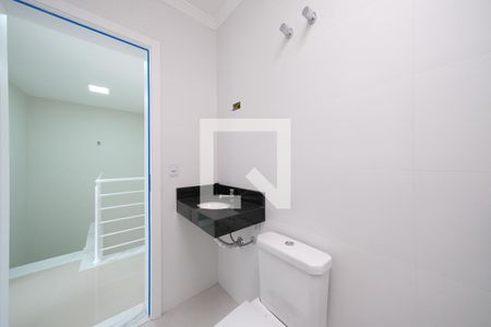 Casa de condomínio para alugar com 150m², 3 quartos e 2 vagasBanheiro