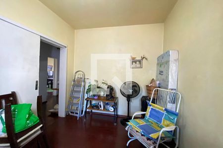 Casa à venda com 300m², 6 quartos e 2 vagasQuarto 2