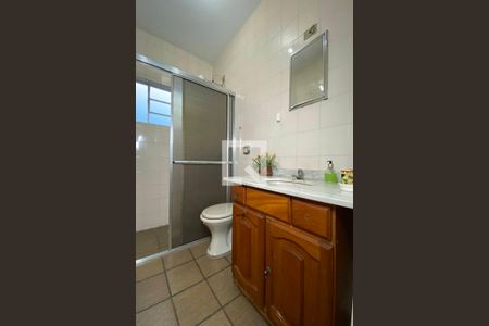 Casa à venda com 300m², 6 quartos e 2 vagasBanheiro Social