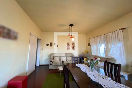 Sala de casa à venda com 6 quartos, 300m² em Rio Branco, Novo Hamburgo