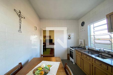 Casa à venda com 300m², 6 quartos e 2 vagasCozinha