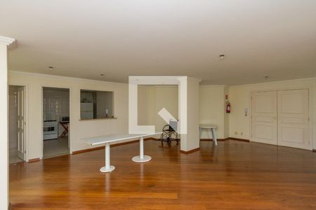 Apartamento à venda com 189m², 4 quartos e 3 vagasÁrea comum - Salão de festas