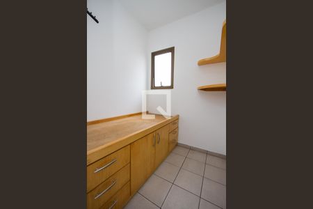 Apartamento à venda com 189m², 4 quartos e 3 vagasQuarto de Serviço