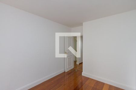 Apartamento à venda com 189m², 4 quartos e 3 vagasSuíte 2