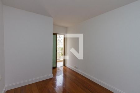 Apartamento à venda com 189m², 4 quartos e 3 vagasSuíte 2