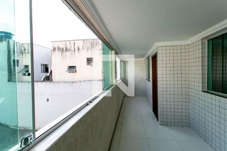 Apartamento para alugar com 110m², 2 quartos e 1 vagaVaranda