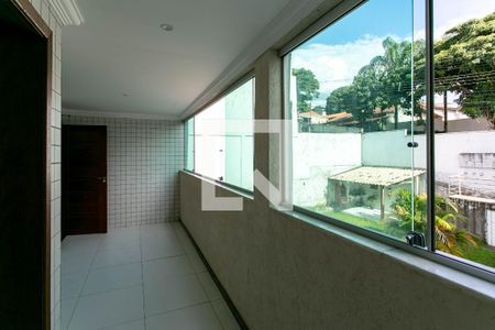 Apartamento para alugar com 110m², 2 quartos e 1 vagaVaranda