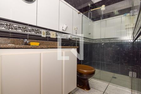 Apartamento para alugar com 112m², 2 quartos e 1 vaga Apartamento para alugar com 112m², 2 quartos e 1 vagaBanheiro da Suíte