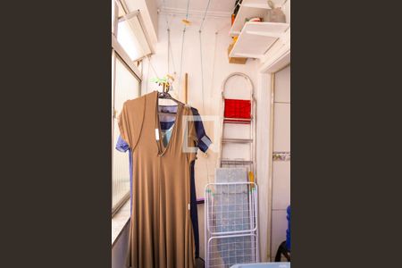 Apartamento à venda com 74m², 2 quartos e 1 vagaÁrea de Serviço