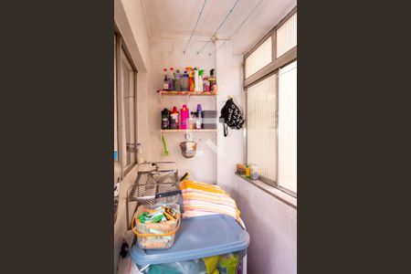 Apartamento à venda com 74m², 2 quartos e 1 vagaÁrea de Serviço