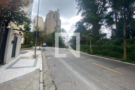 Vista da Rua de apartamento para alugar com 1 quarto, 82m² em Paraíso do Morumbi, São Paulo