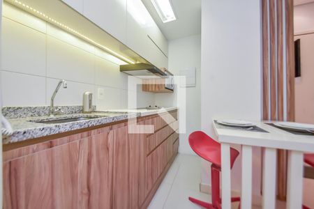 Cozinha de apartamento para alugar com 1 quarto, 25m² em Bela Vista, São Paulo