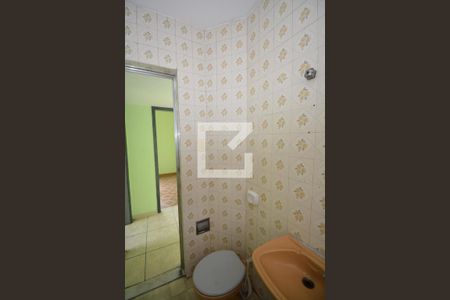 Apartamento para alugar com 65m², 2 quartos e sem vagaBanheiro