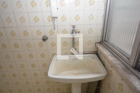 Apartamento para alugar com 65m², 2 quartos e sem vagaCozinha e Área de Serviço