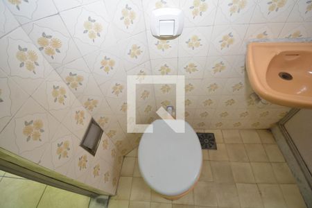 Apartamento para alugar com 65m², 2 quartos e sem vagaBanheiro