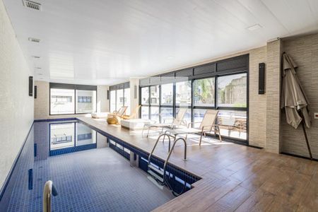 Apartamento à venda com 92m², 2 quartos e 2 vagasÁrea comum - Piscina