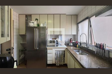 Apartamento para alugar com 99m², 3 quartos e 2 vagas Apartamento para alugar com 99m², 3 quartos e 2 vagasCozinha