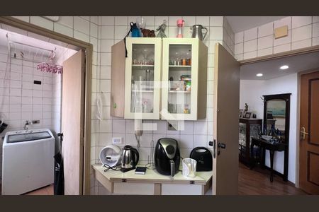 Apartamento para alugar com 99m², 3 quartos e 2 vagas Apartamento para alugar com 99m², 3 quartos e 2 vagasCozinha