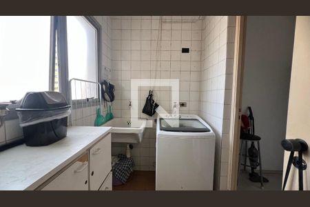 Apartamento para alugar com 99m², 3 quartos e 2 vagas Apartamento para alugar com 99m², 3 quartos e 2 vagasÁrea de Serviço
