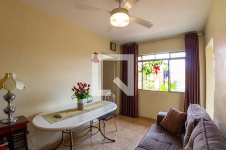 Casa à venda com 320m², 5 quartos e 2 vagasSala da Edícula