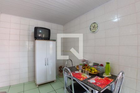 Casa à venda com 320m², 5 quartos e 2 vagasCozinha da Edícula