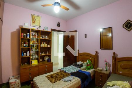 Casa à venda com 320m², 5 quartos e 2 vagasQuarto 3