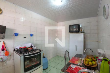 Casa à venda com 320m², 5 quartos e 2 vagasCozinha da Edícula