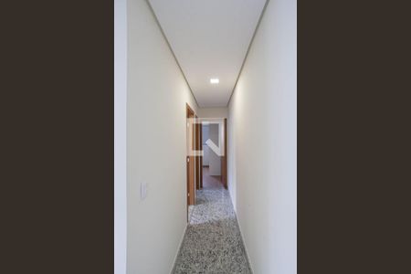 Corredor de apartamento para alugar com 2 quartos, 46m² em Lourdes, Belo Horizonte